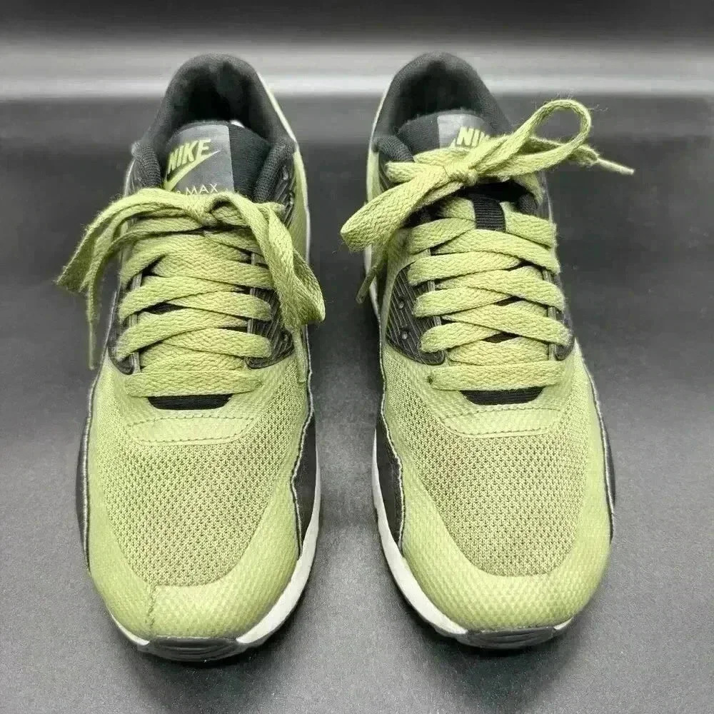 Men's Nike Air Max 90, Running Shoe, Green, Size Youth 4.5Y Womens Size 6 - Picture 3 of 8